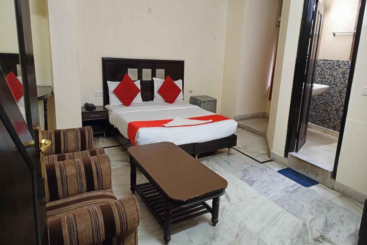 Hotel Mandakini Palace Delhi Kültér fotó